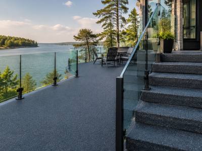 Waterfront terrace and stairs in rubber surfacing